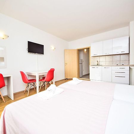 Apartment Mira-1 By Interhome มาคาร์สกา ภายนอก รูปภาพ